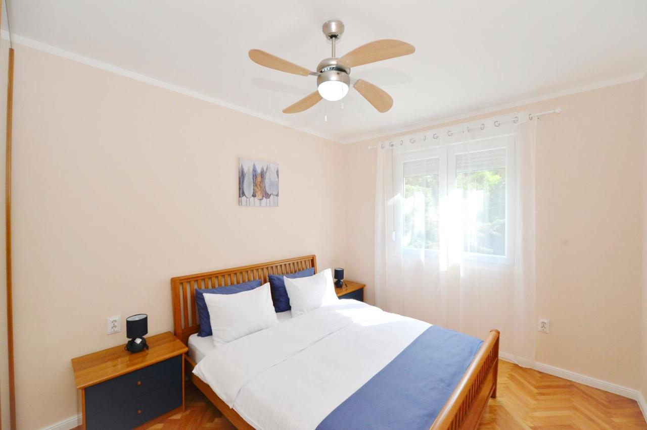 Unico Apartman Kotor Luaran gambar